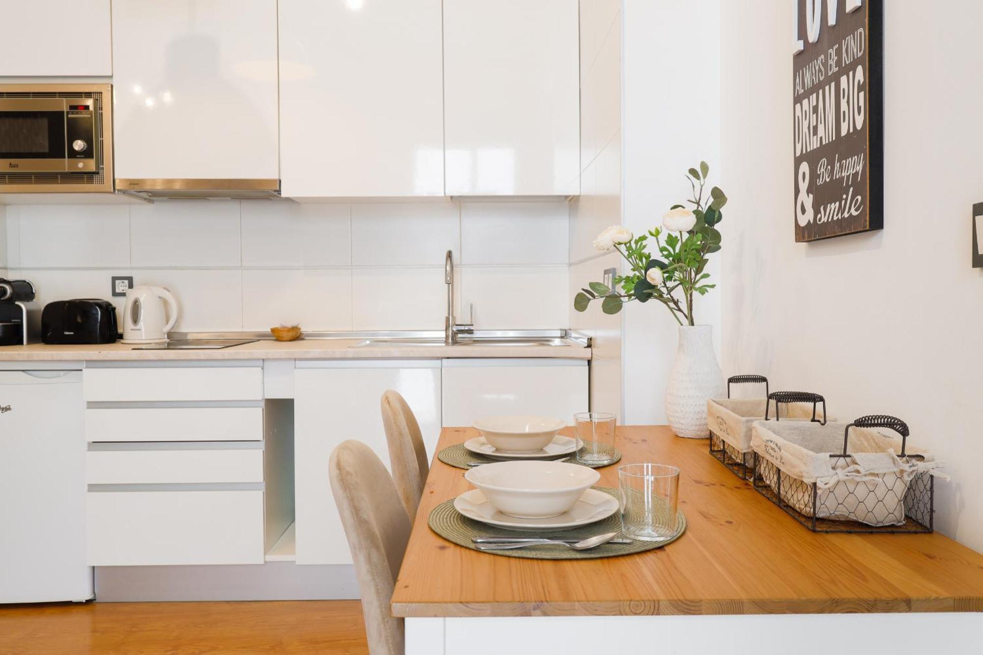 C15 - Charming Modern In The Centre Appartement *